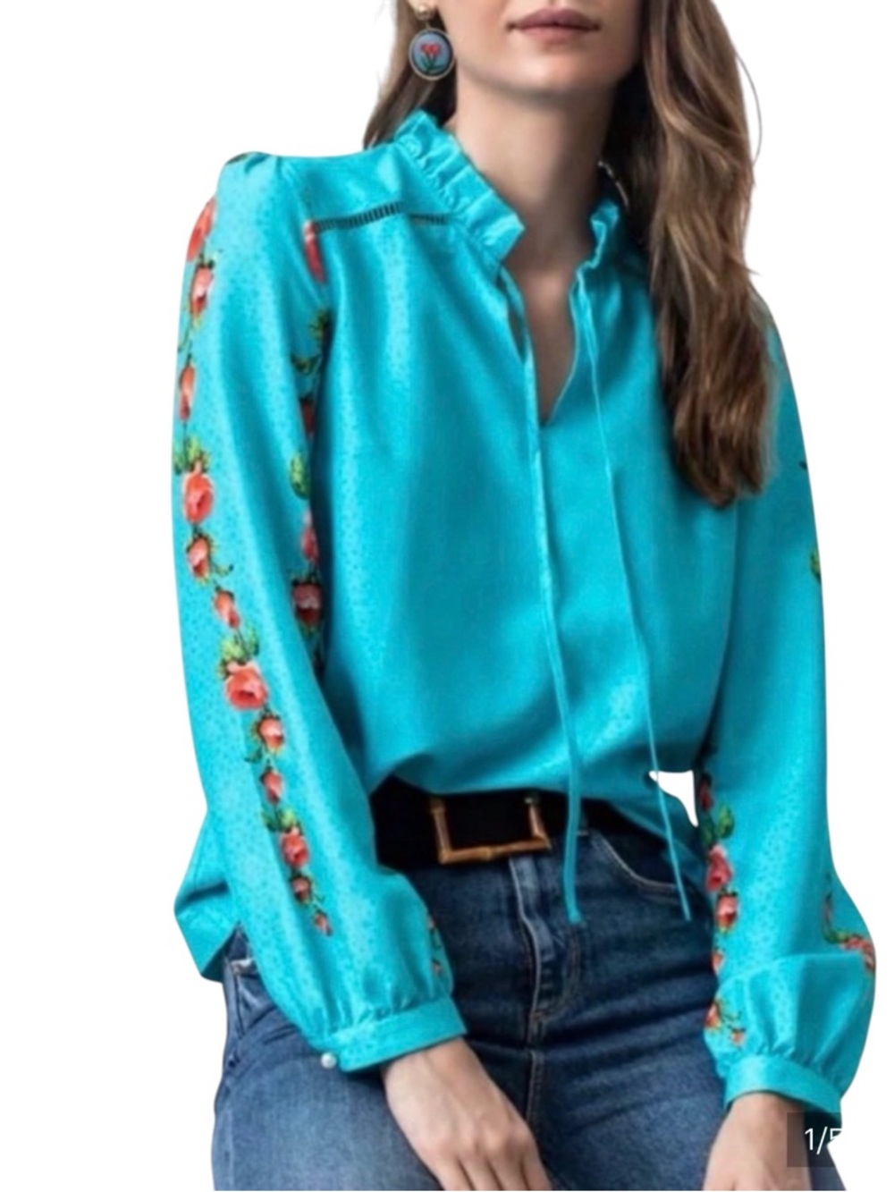 Emily Lovelock Women’s Small turquoise floral top